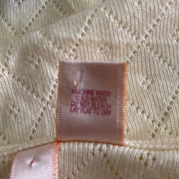 Anthropologie NWT Eloise Picot wrap top Victorian bed jacket pale butter yellow - Picture 11 of 11